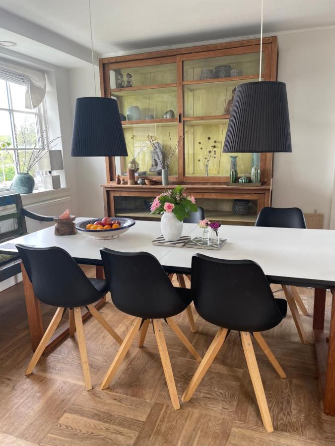 Cool Familyhome Close To The Beach W Two Cuddly Cats Espergærde المظهر الخارجي الصورة