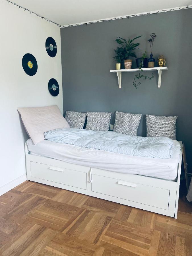 Cool Familyhome Close To The Beach W Two Cuddly Cats Espergærde المظهر الخارجي الصورة